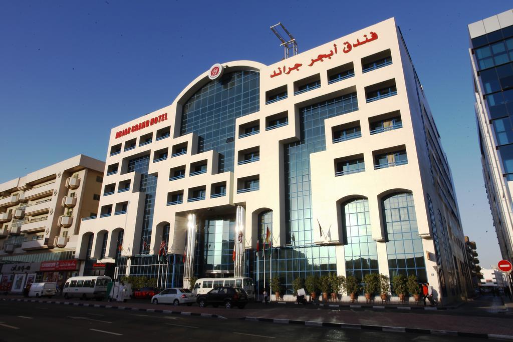 Abjad Grand Hotel Dubai Exterior foto